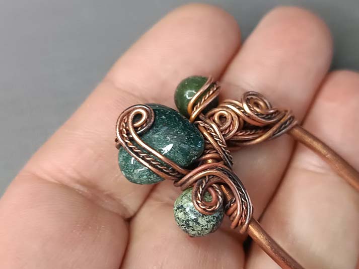 Dupla igla za kosu, Aventurin ukosnica, Zeleni ukras za kosu, ručni rad, unikat