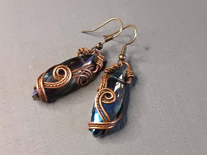 Elegantne bakarne naušnice i prsten, komplet od bakra i kristala, unikat - Image 3