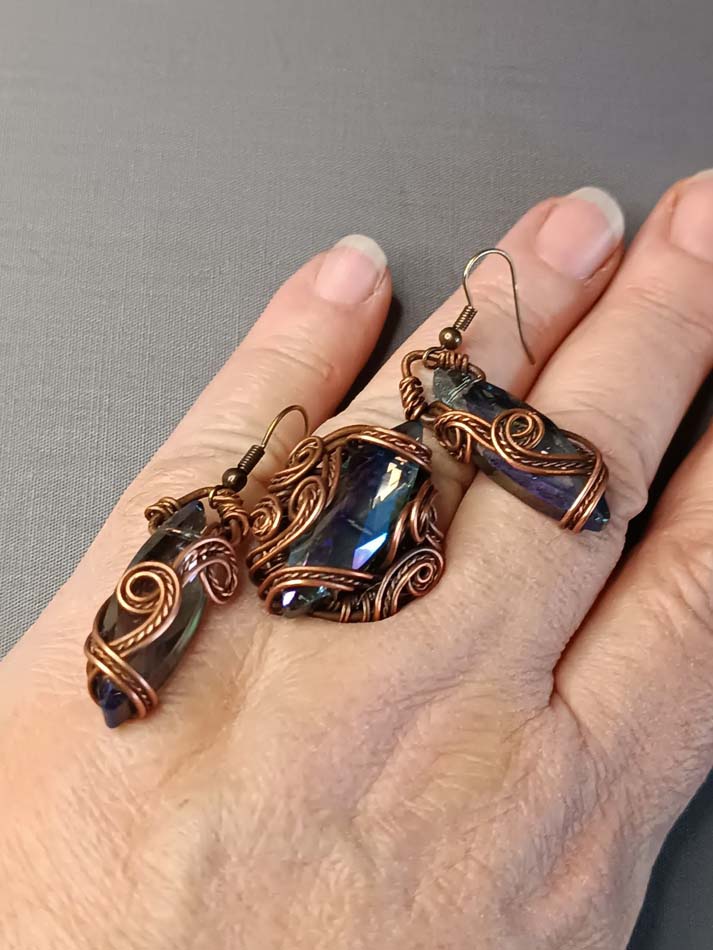 Elegantne bakarne naušnice i prsten, komplet od bakra i kristala, unikat - Image 6