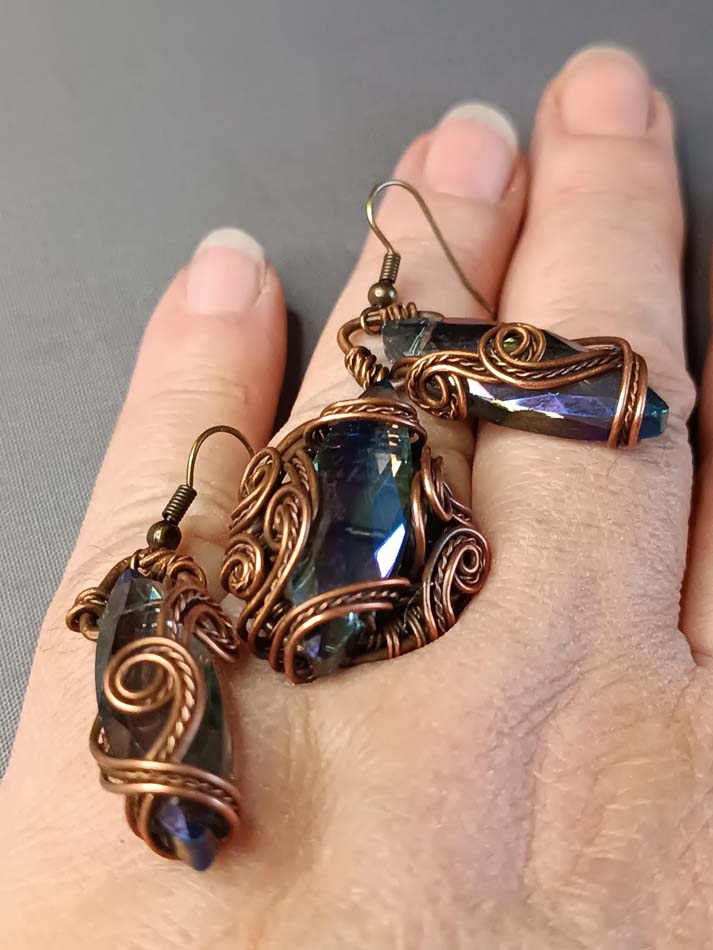 Elegantne bakarne naušnice i prsten, komplet od bakra i kristala, unikat - Image 9
