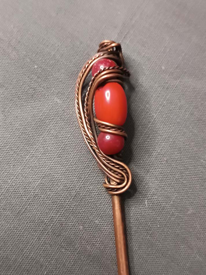 Bakarna igla za kosu unikatna, ručni rad, crveni koral, Idealan poklon, Čvrsta, kvalitetna i jednostavna za upotrebu - Image 10