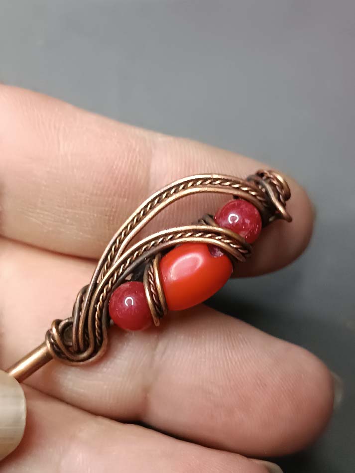 Bakarna igla za kosu unikatna, ručni rad, crveni koral, Idealan poklon, Čvrsta, kvalitetna i jednostavna za upotrebu